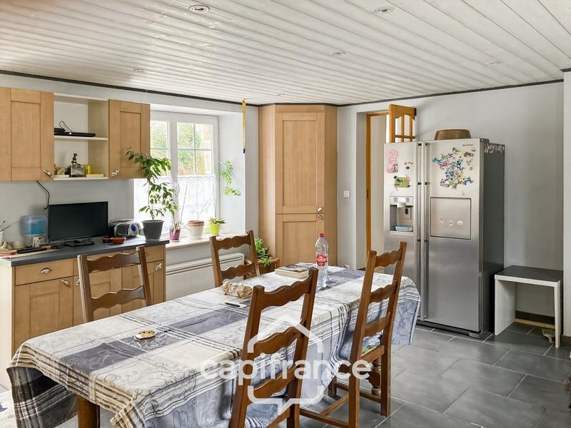 Maison - 257 m² - 6 pièces