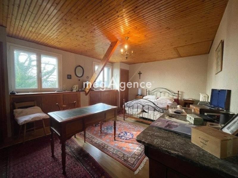 Maison traditionnelle - 153 m² - 7 pièces