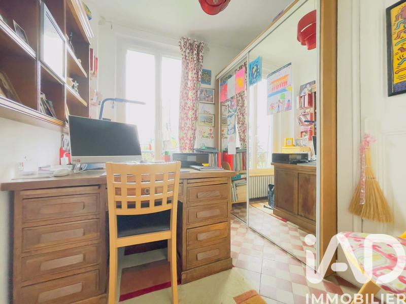 Maison - 246 m² - 10 pièces