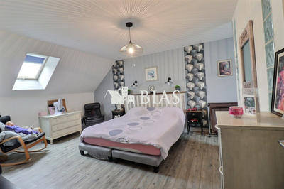 Maison contemporaine - 230 m² - 7 pièces