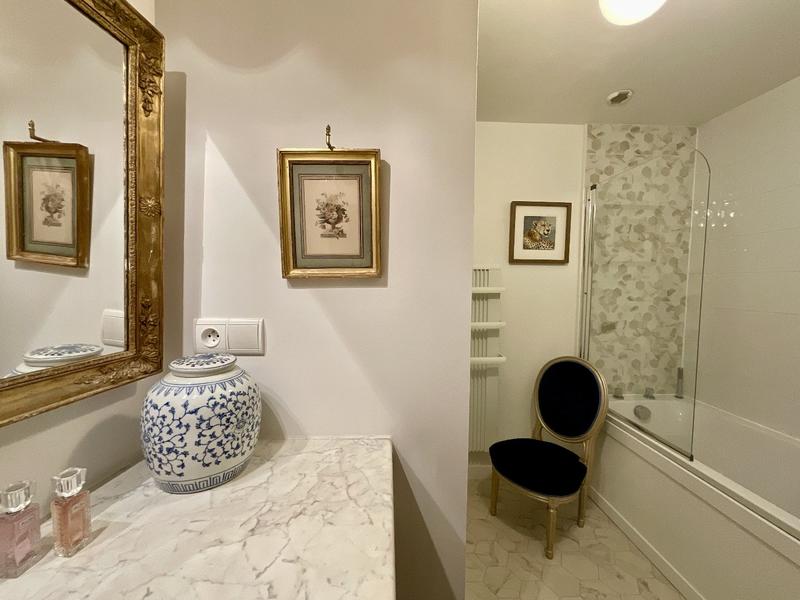 Maison - 140 m² - 9 pièces