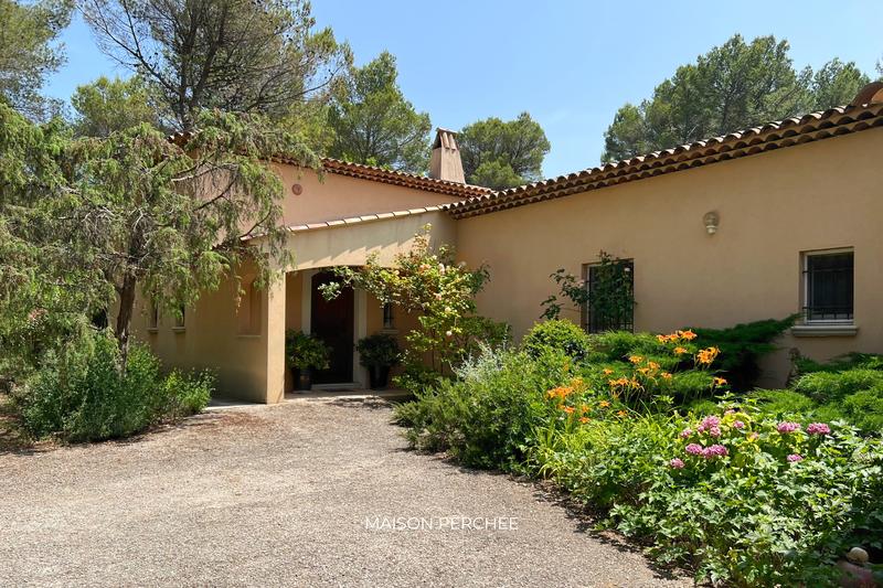 Villa - 210 m² - 7 pièces