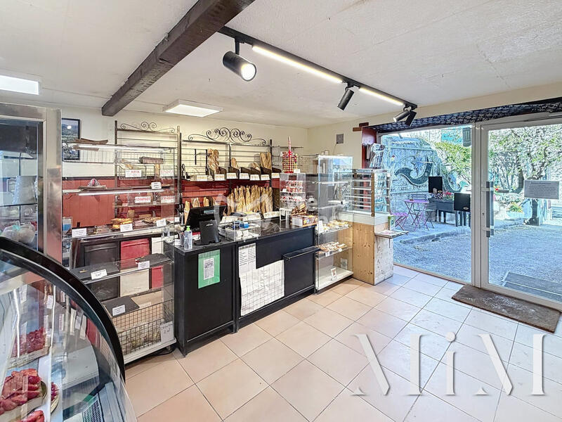 Fonds de commerce - 140 m²