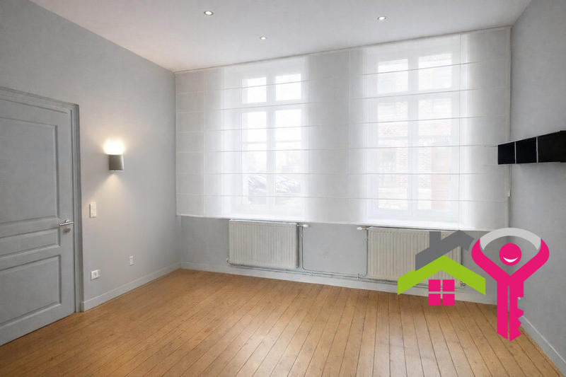 Maison - 230 m² - 6 pièces