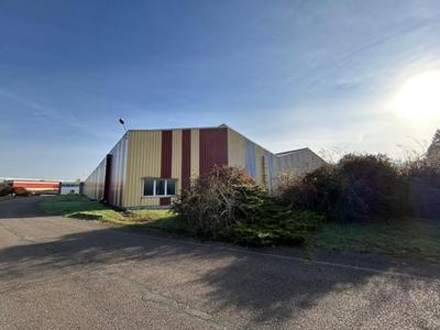 Entrepôt - 4 530 m² - 1 pièce