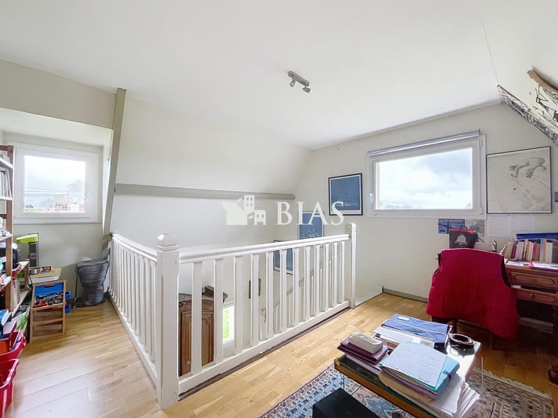 Maison - 166 m² - 6 pièces