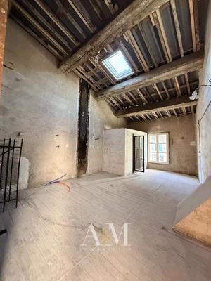 Appartement - 148 m² - 7 pièces