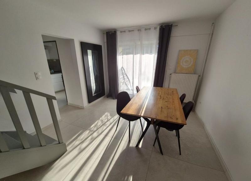 Maison - 111 m² - 6 pièces