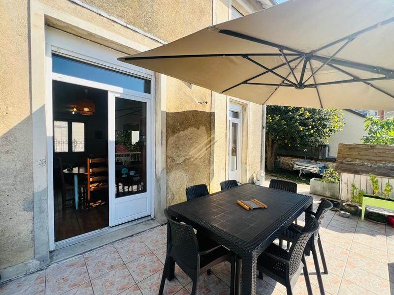 Maison de ville - 97 m² - 5 pièces