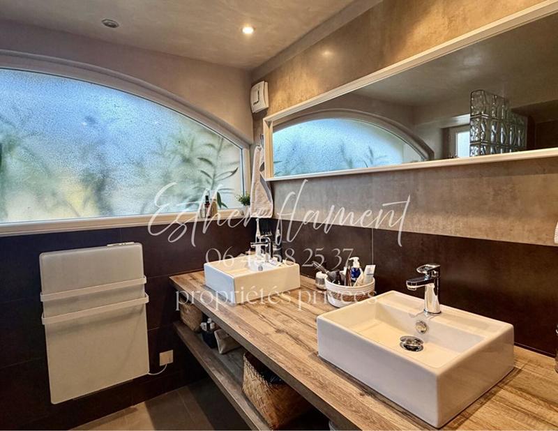 Appartement - 108 m² - 3 pièces