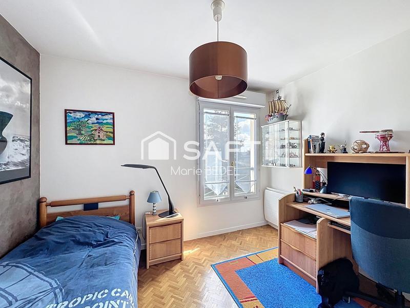 Appartement - 142 m² - 6 pièces