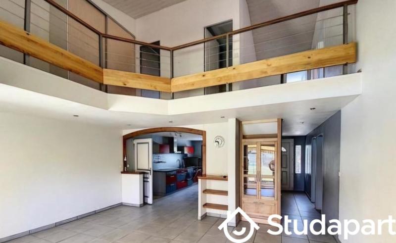 Chambre - 14 m² - 1 pièce