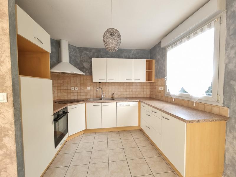 Appartement - 92 m² - 4 pièces
