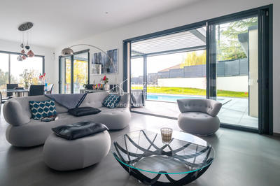 Villa - 290 m² - 6 pièces