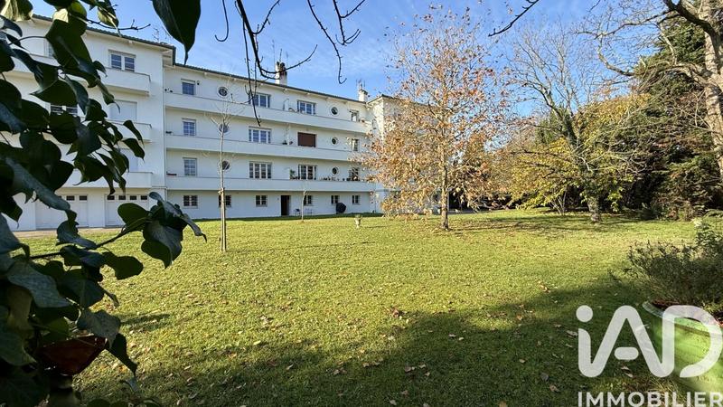 Appartement - 84 m² - 3 pièces