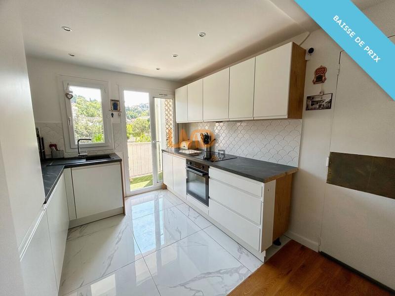 Appartement - 60 m² - 3 pièces