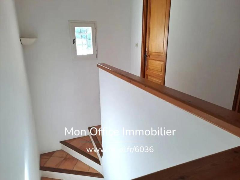 Maison - 185 m² - 7 pièces
