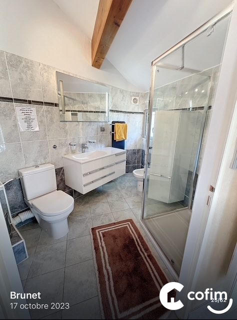 Maison - 400 m² - 8 pièces