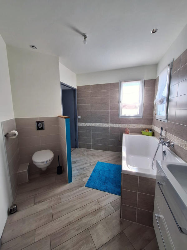 Maison - 128 m² - 4 pièces