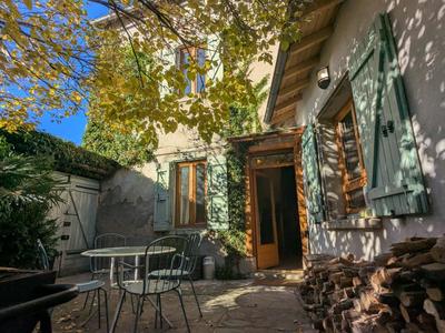 Maison - 80 m² - 5 pièces