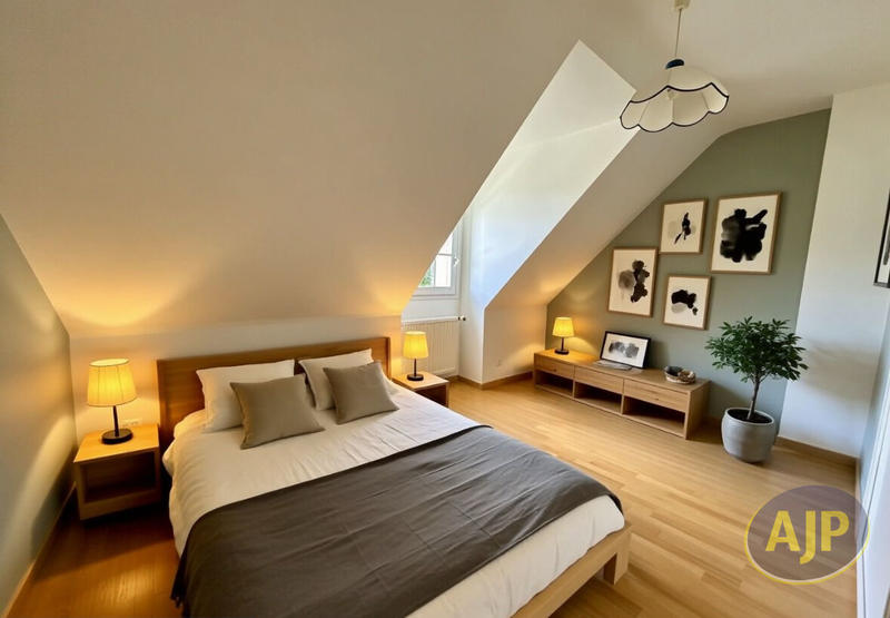 Maison - 100 m² - 5 pièces