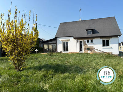 Maison - 104 m² - 5 pièces