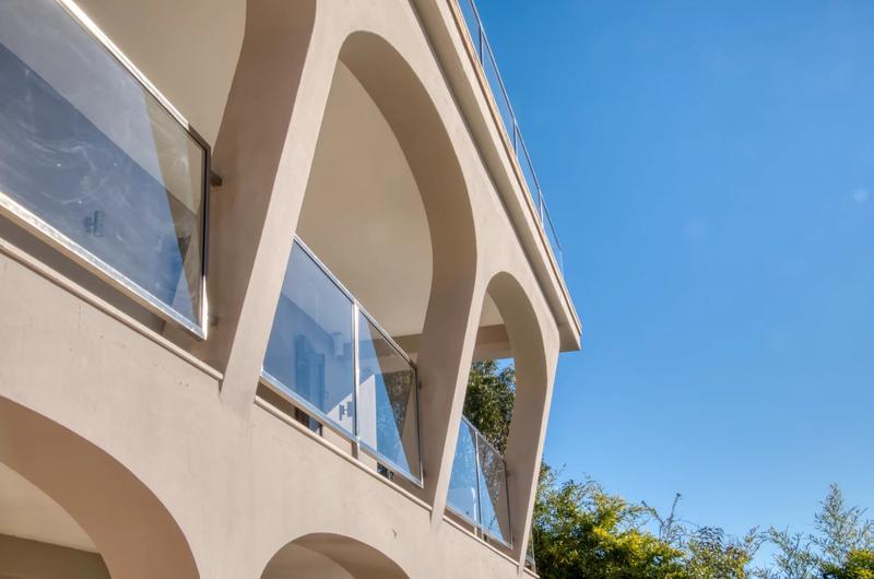 Villa - 320 m² - 6 pièces