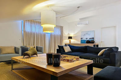 Appartement - 88 m² - 3 pièces