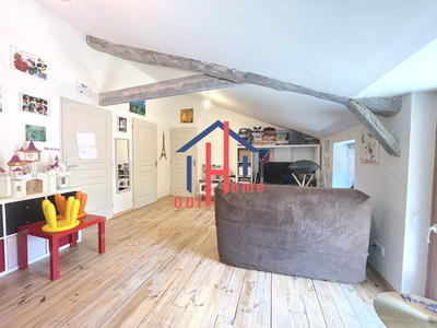 Maison ancienne - 312 m² - 8 pièces