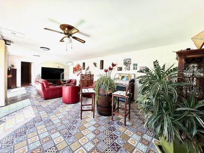 Villa - 232 m² - 8 pièces