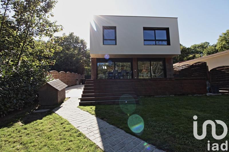 Maison - 132 m² - 6 pièces