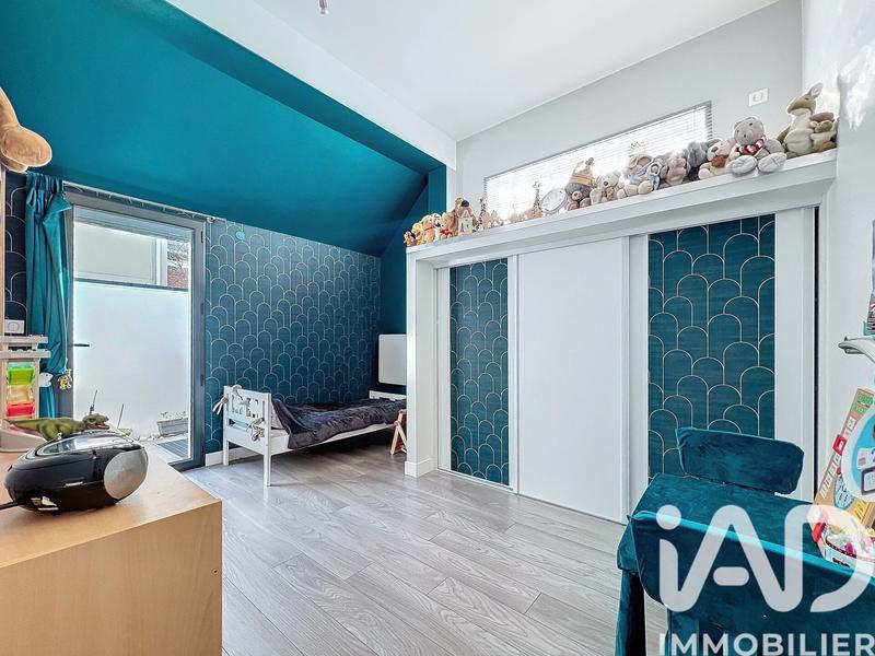 Maison - 146 m² - 8 pièces