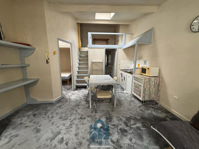 Immeuble - 120 m² - 2 pièces