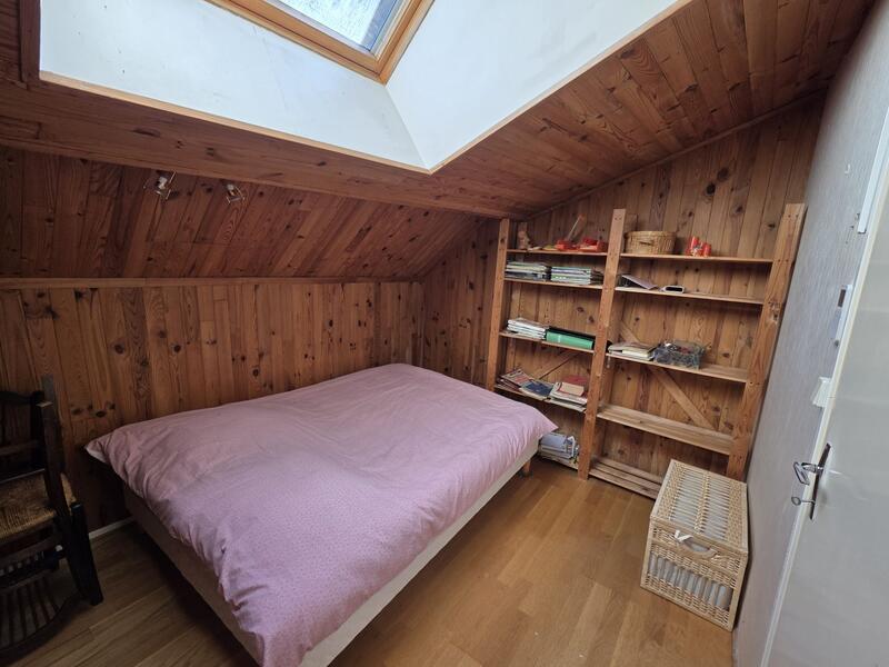 Maison traditionnelle - 174 m² - 8 pièces