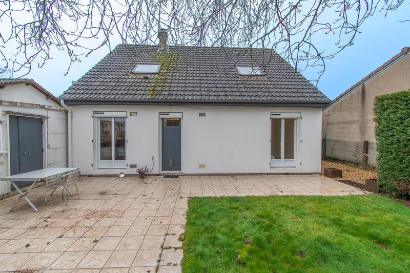 Maison - 112 m² - 6 pièces