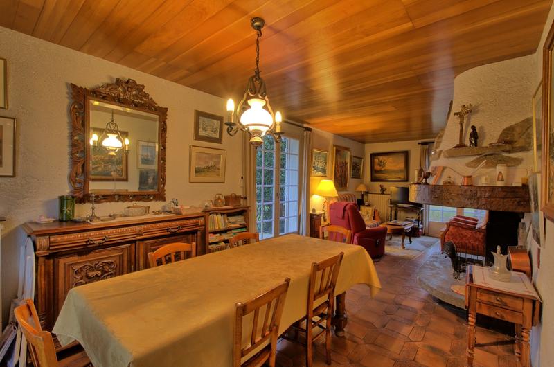 Maison ancienne - 216 m² - 7 pièces