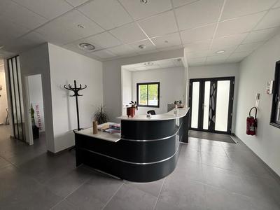 Bureau - 270 m²
