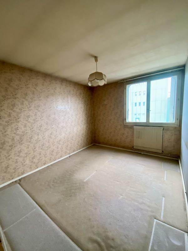 Appartement - 97 m² - 5 pièces