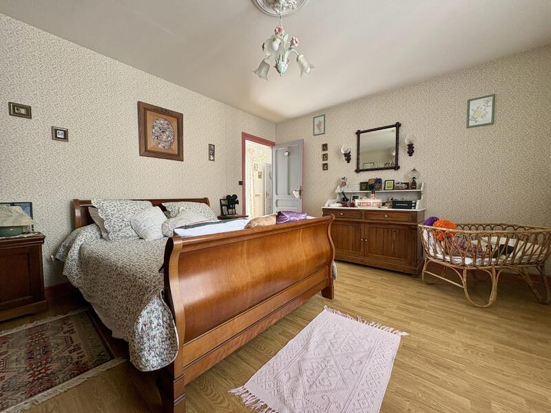 Maison ancienne - 127 m² - 4 pièces