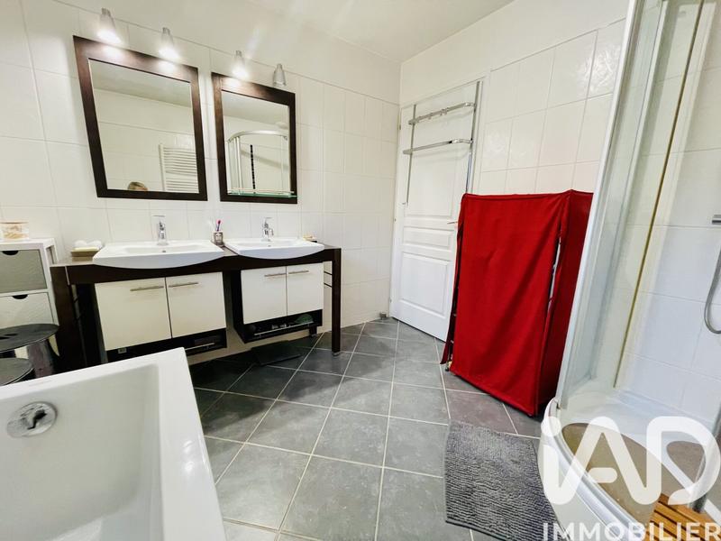 Maison - 190 m² - 7 pièces