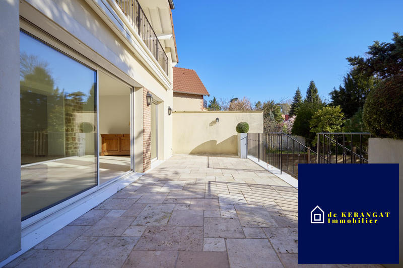 Maison traditionnelle - 160 m² - 7 pièces