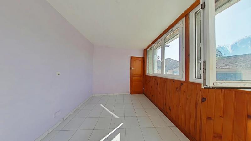 Immeuble - 177 m² - 7 pièces