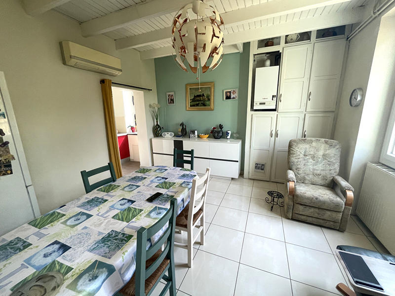 Maison - 140 m² - 6 pièces