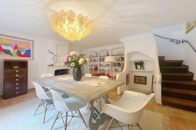 Maison - 131 m² - 6 pièces