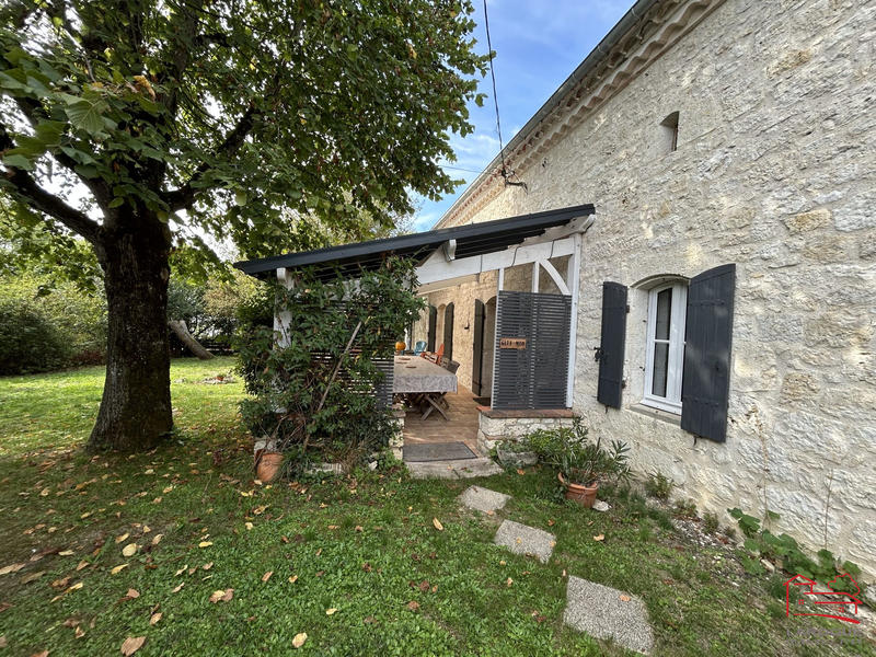 Maison - 191 m² - 7 pièces