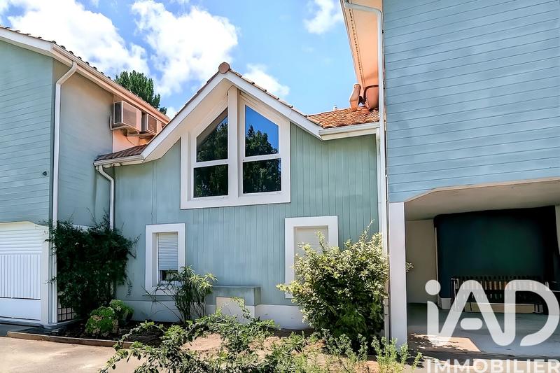 Maison - 92 m² - 4 pièces