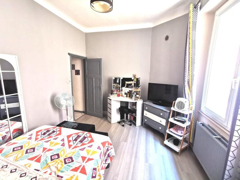 Maison - 159 m² - 6 pièces