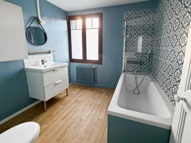 Maison - 94 m² - 5 pièces