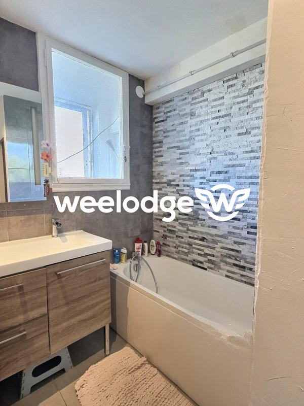 Appartement - 56 m² - 3 pièces