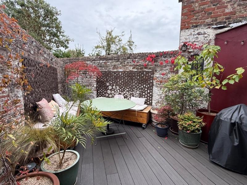 Maison - 90 m² - 4 pièces